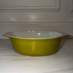 Vintage Pyrex Verde Avocado Green 043 1.5 qt